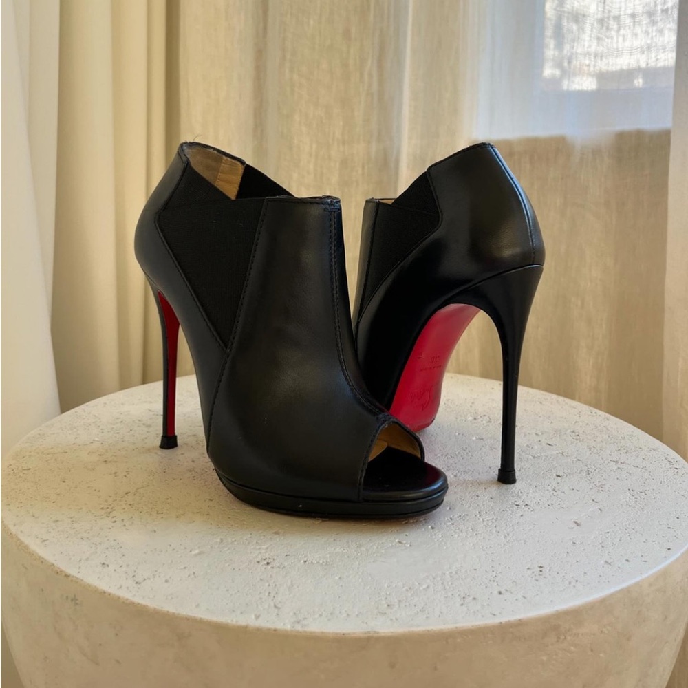 CHRISTIAN LOUBOUTIN Bootstagram 120 Peep-Toe Bootie Sz 36